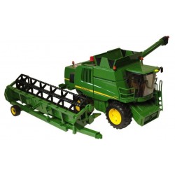 Kombajn John Deere T670i Bruder 02132
