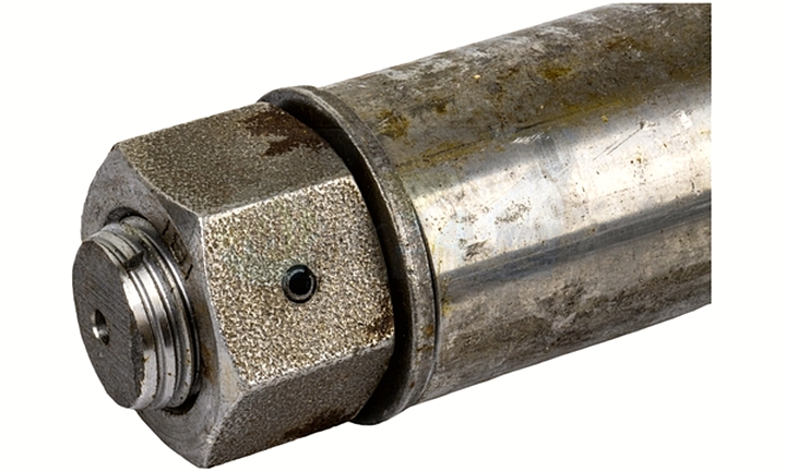 Tažné zařízení s otočným pouzdrem 52 mm